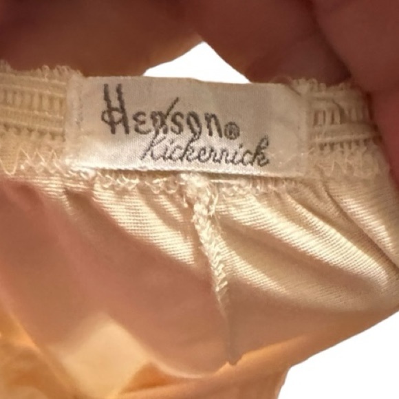 Vintage Henson Kickernick Long Nylon Slip - Picture 5 of 5